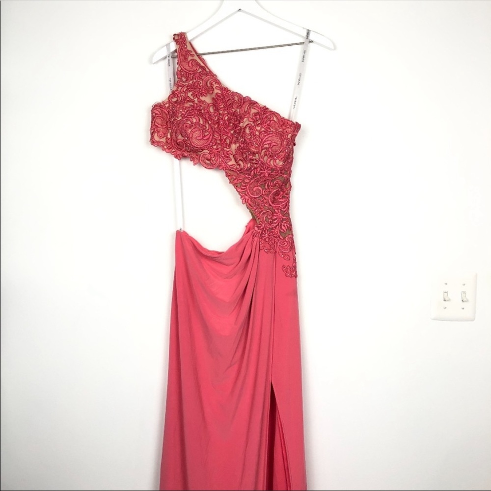 SHERRI HILL ONE SHOULDER PROM DRESS